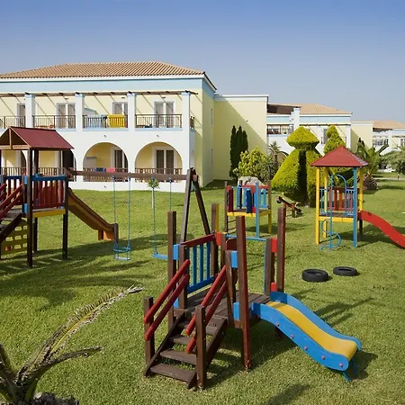 מלון Corali