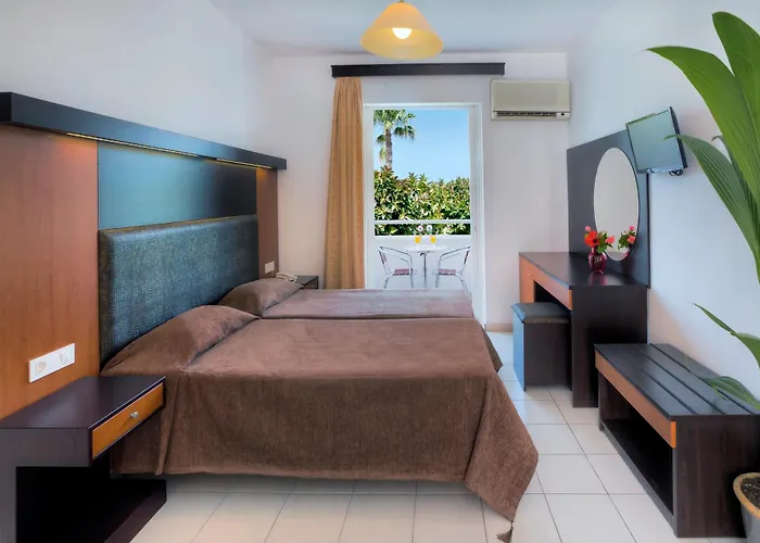 Corali Hotell Tigaki