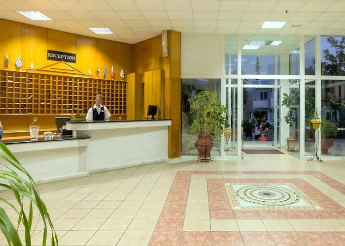 Corali Hotell Tigaki