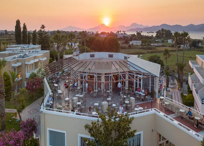 Hotel Corali 4*