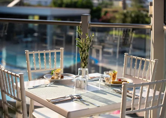 Corali Hotell 4*